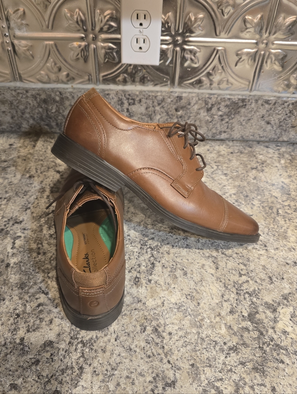 Men's Clarks Dresslite Cap Toe Tan/Brown Leather Shoes Model 15770 Sz 10.5